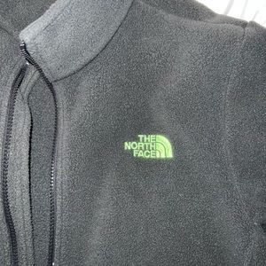 Brand new north face fleece.. MENS MEDIUM.. grey with green